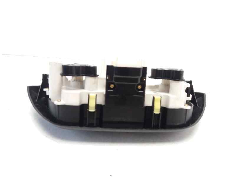 Recambio TOYOTA RAV 4 (A2) ref. 5590042100 3