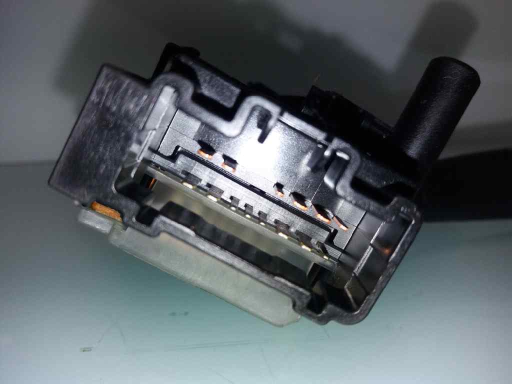 Mando limpia TOYOTA AVENSIS 4