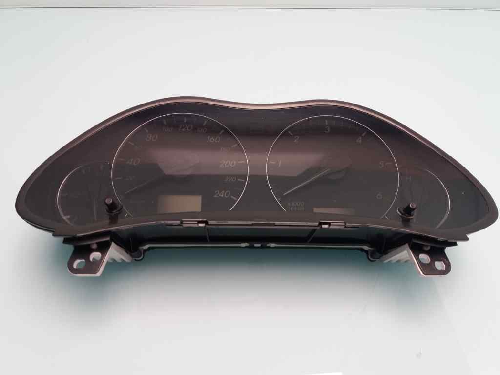 Cuadro instrumentos TOYOTA AVENSIS