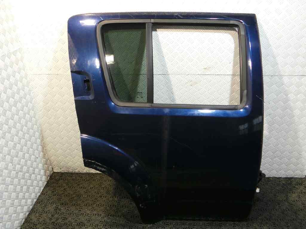 Puerta trasera derecha NISSAN PATHFINDER (R51) 2