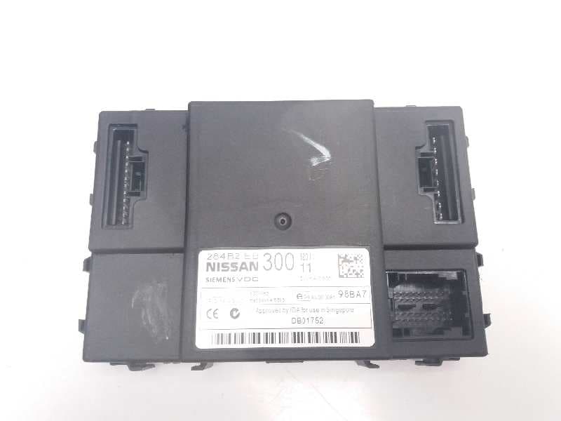 Modulo confort NISSAN PATHFINDER (R51)
