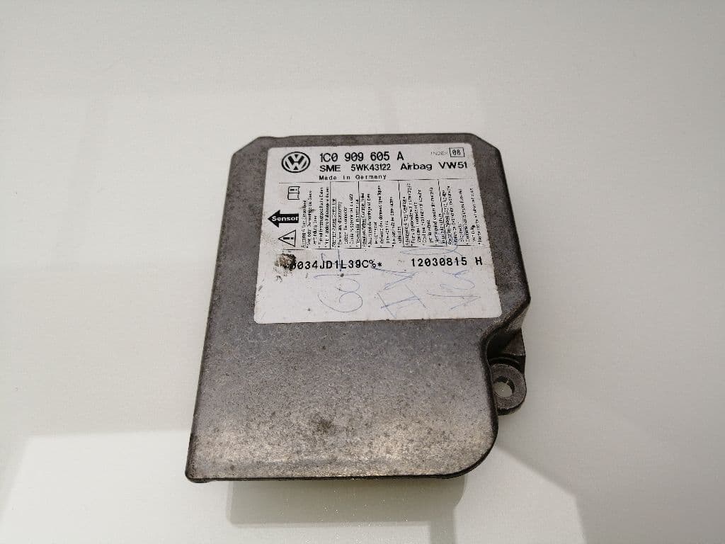 Centralita airbag VOLKSWAGEN GOLF IV BERLINA (1J1)