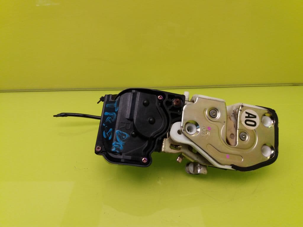 Cerradura puerta trasera derecha HONDA CR-V