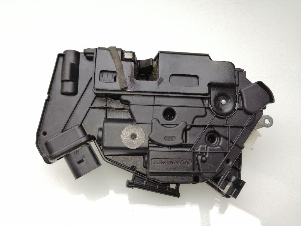 Cerradura puerta delantera derecha SKODA FABIA 4