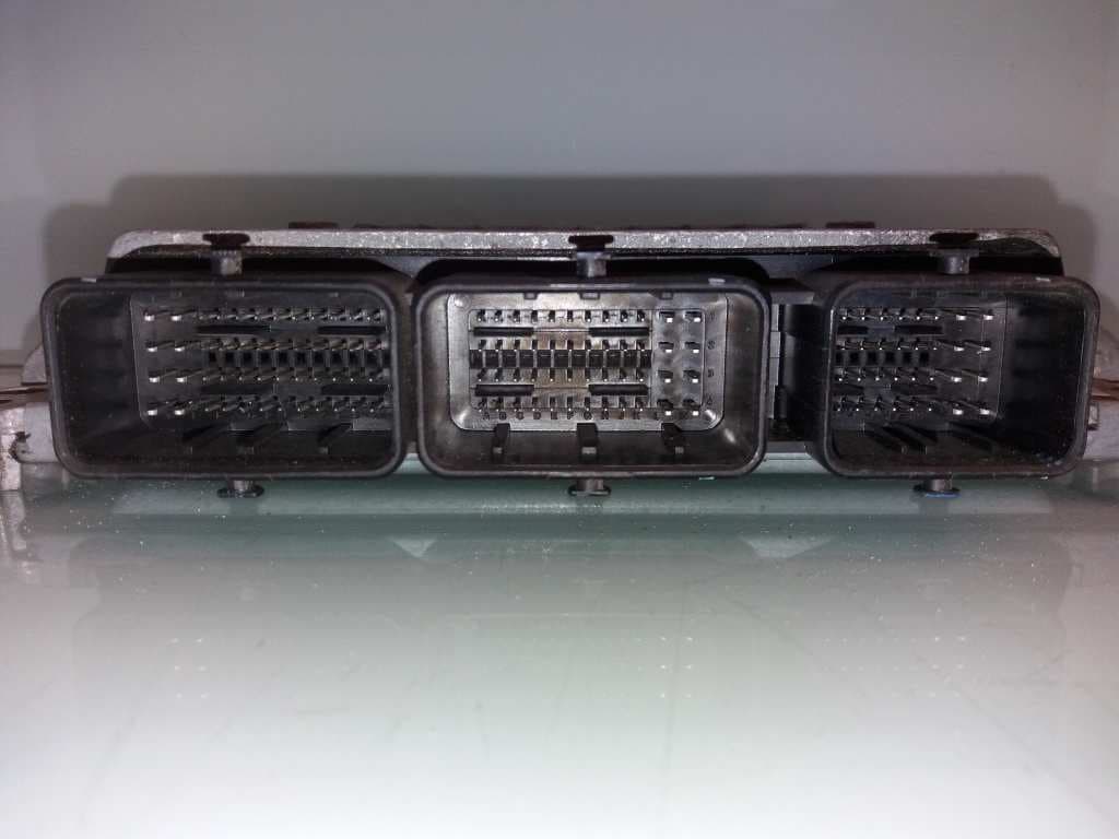 Centralita motor uce RENAULT SCENIC II 3