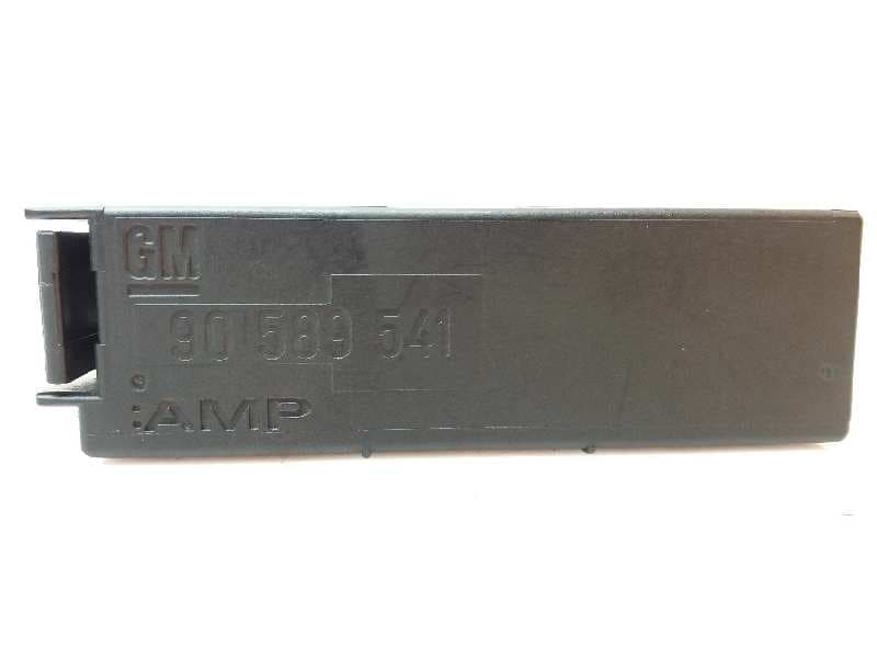 Caja reles / fusibles OPEL MERIVA
