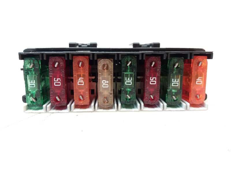 Caja reles / fusibles OPEL MERIVA 3