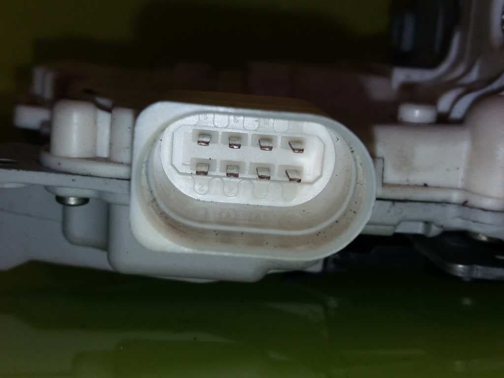Cerradura puerta delantera izquierda AUDI A4 AVANT (8E) 4
