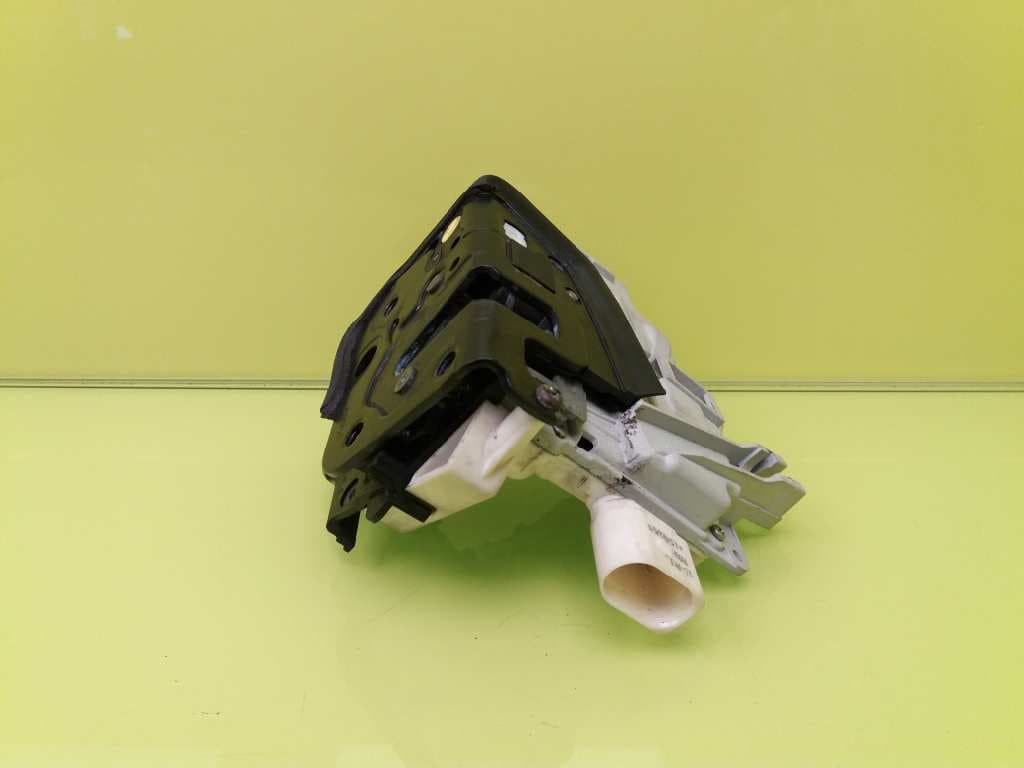 Cerradura puerta delantera izquierda AUDI A4 AVANT (8E) 3