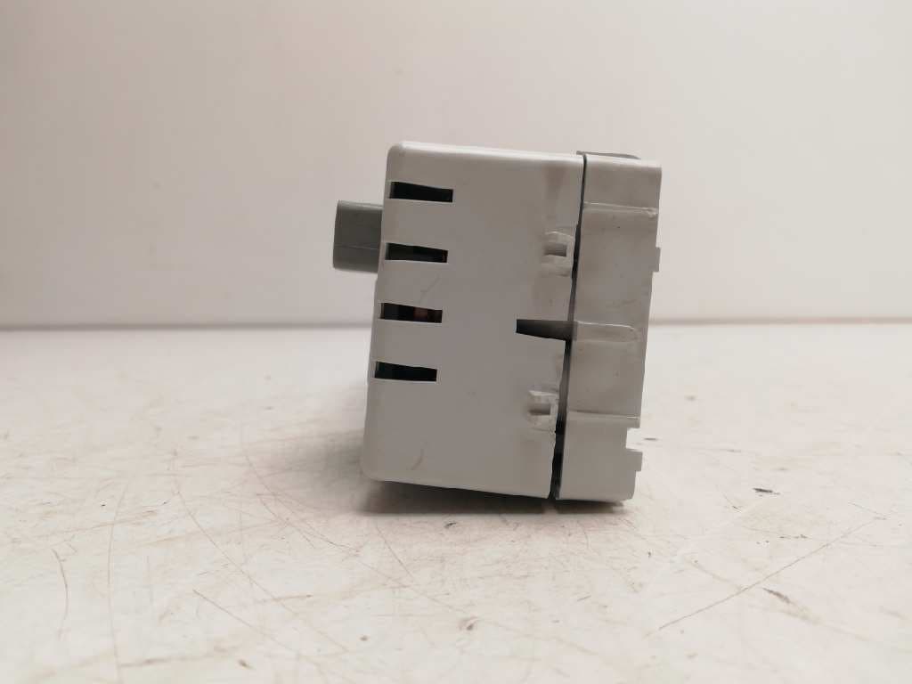 Pantalla multifuncion RENAULT CLIO III 5