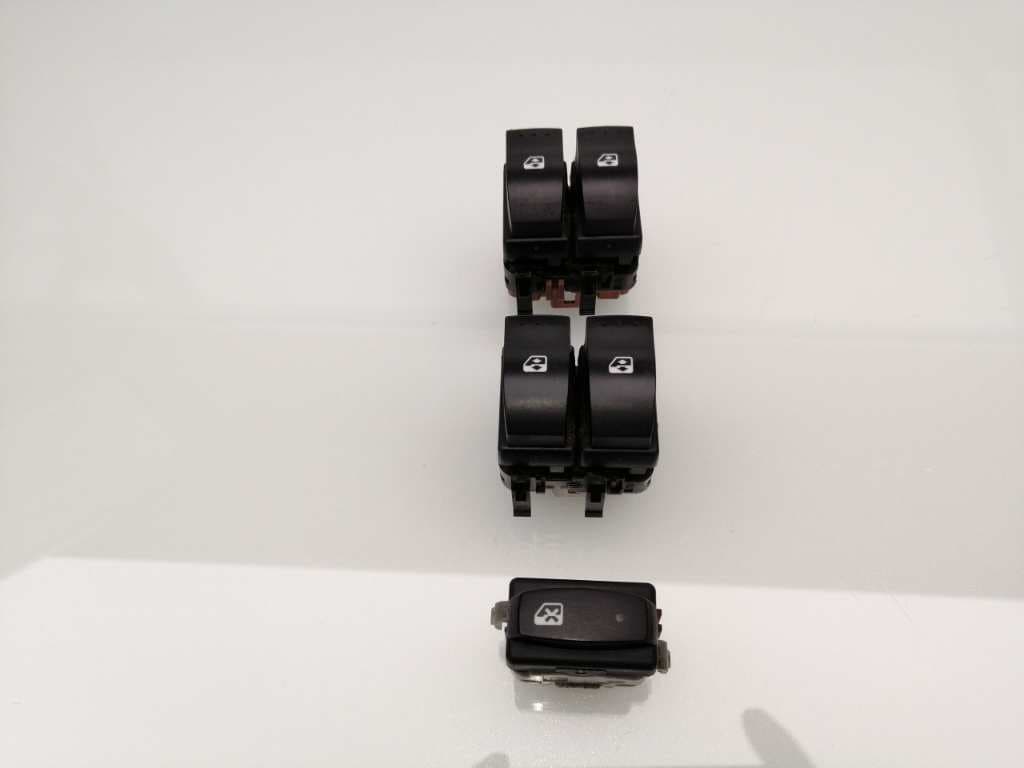 Mando elevalunas delantero izquierdo RENAULT MEGANE II BERLINA 3P