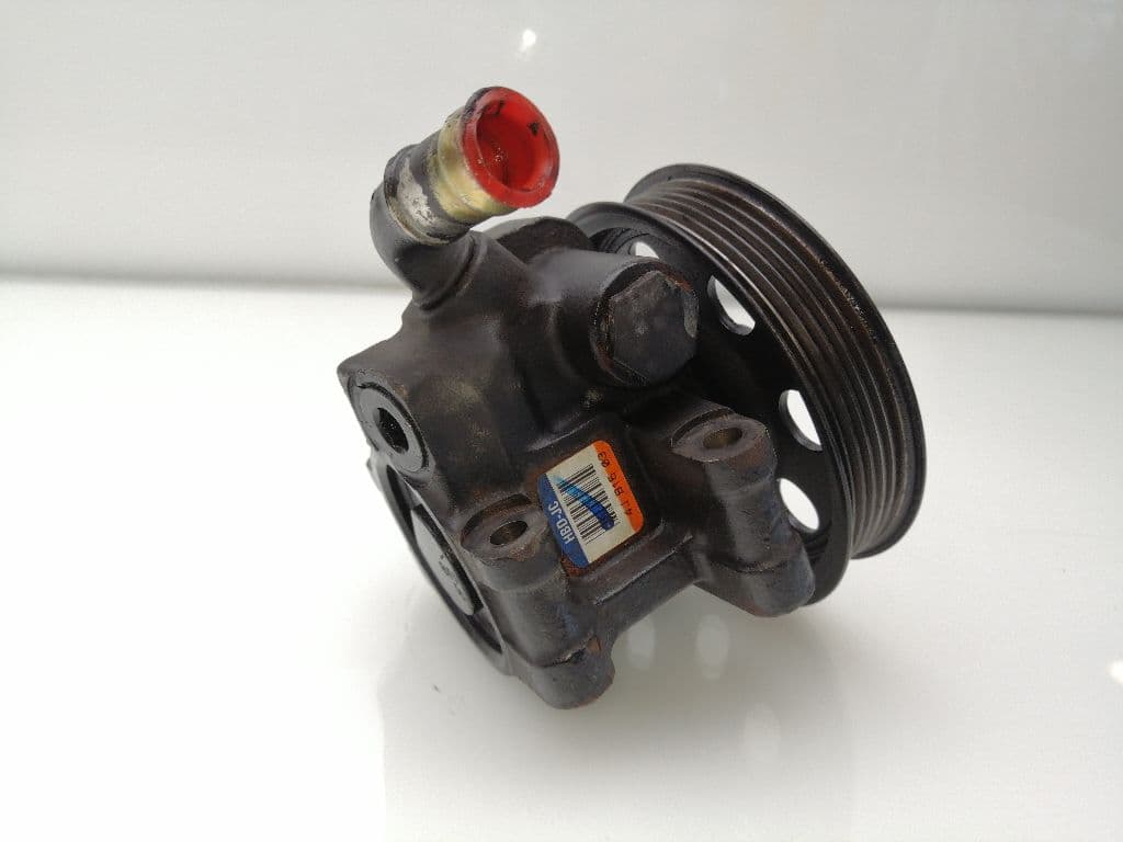 Bomba direccion FORD FOCUS BERLINA (CAK) 2
