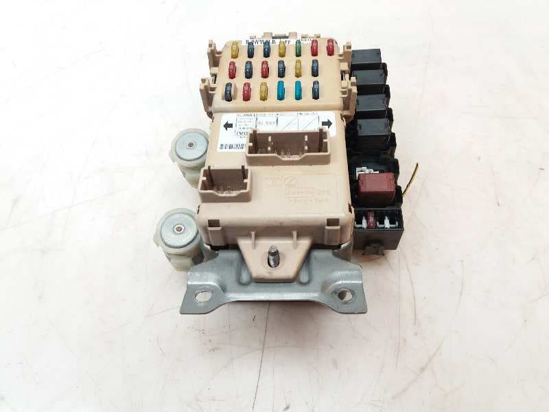 Caja reles / fusibles SUBARU IMPREZA G12 3