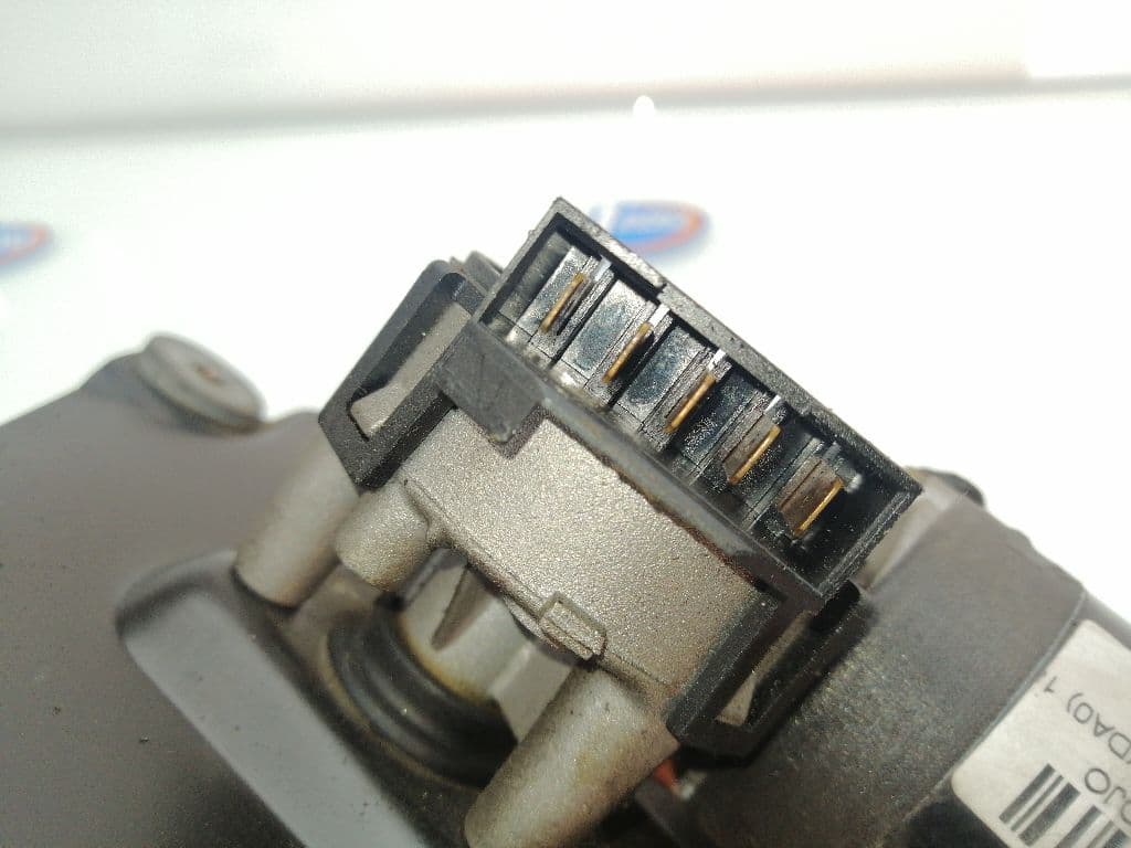 Motor limpia delantero MITSUBISHI CARISMA BERLINA 5 (DA0) 3