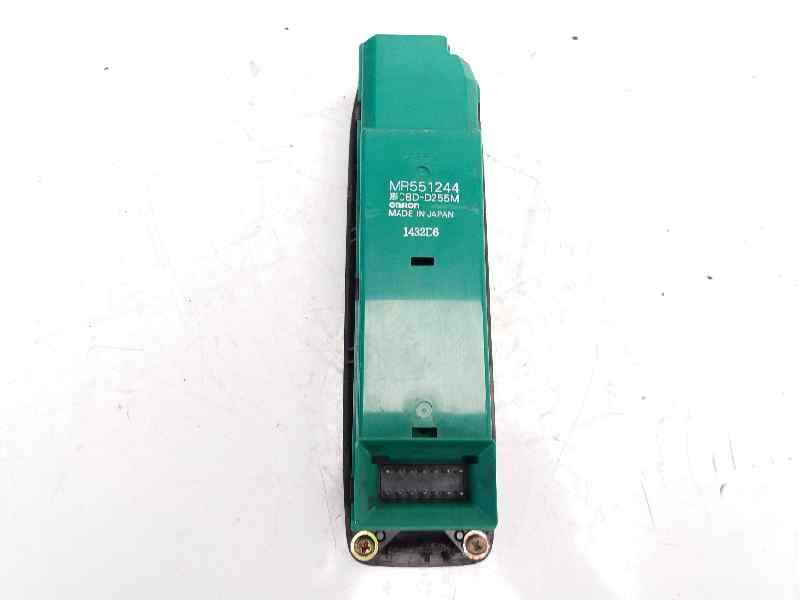 Mando elevalunas delantero izquierdo MITSUBISHI MONTERO (V60/V70) 2