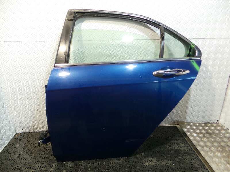 Puerta trasera izquierda HONDA ACCORD BERLINA (CU)
