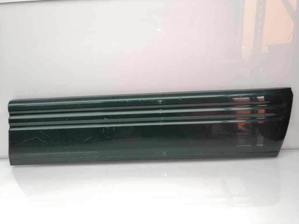 Plastico JEEP GR.CHEROKEE (WK)