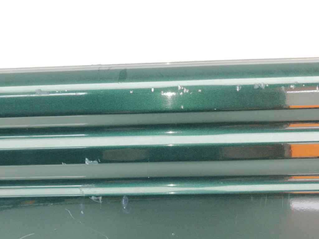 Plastico JEEP GR.CHEROKEE (WK) 2