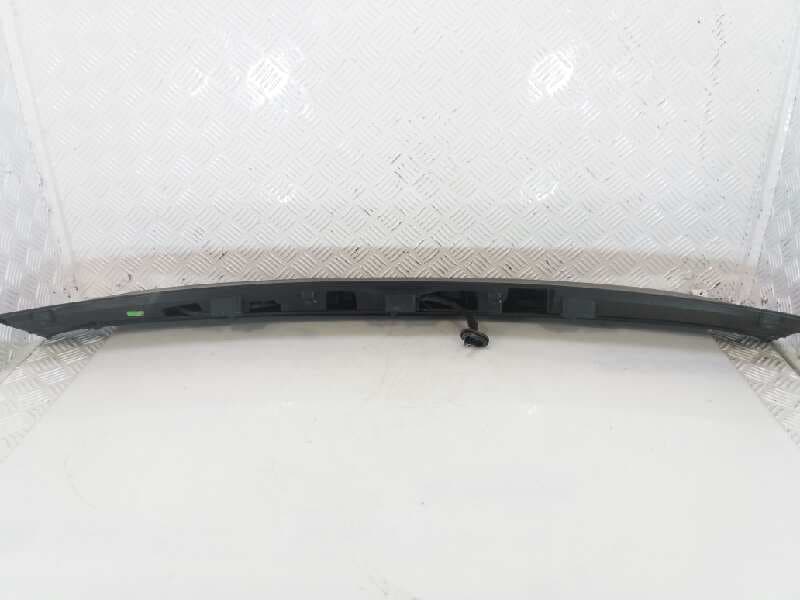 Aleron trasero FORD FOCUS 2