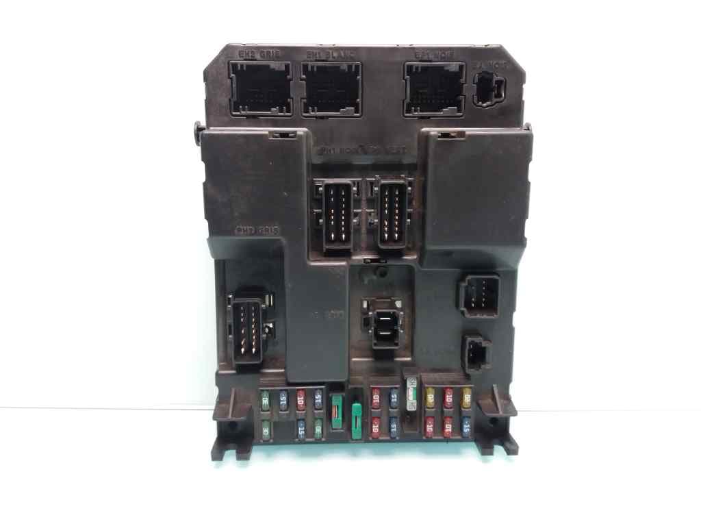 Caja reles / fusibles PEUGEOT 307 (S1) 4