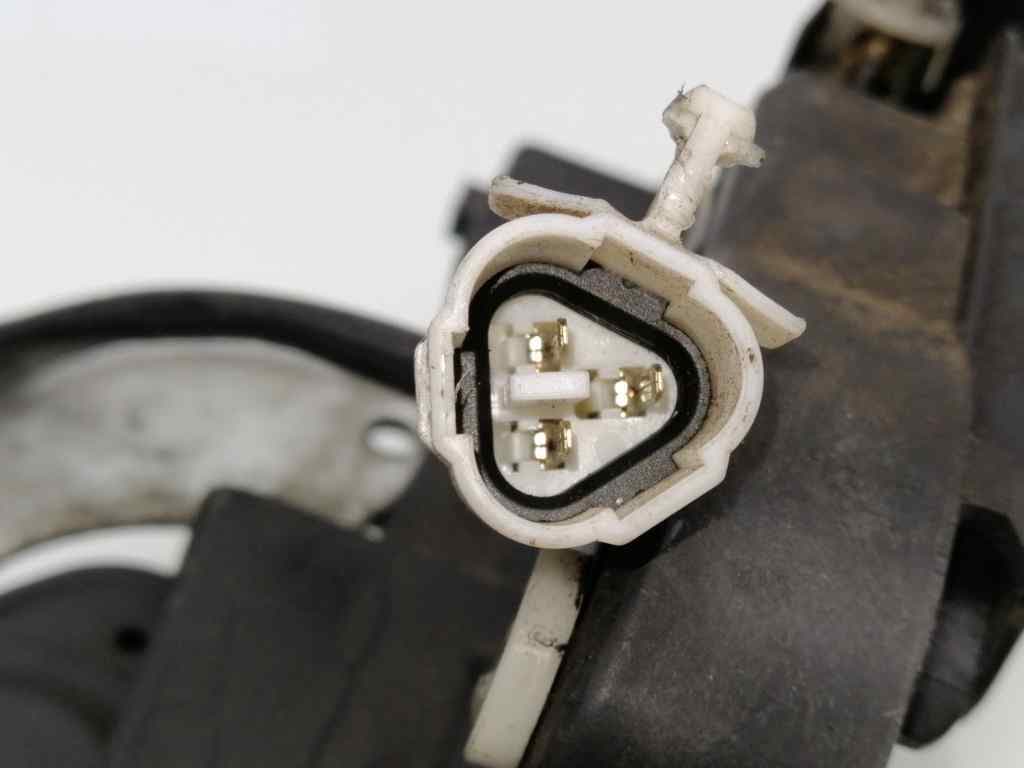 Cerradura puerta delantera izquierda AUDI A4 BERLINA (B5) 2