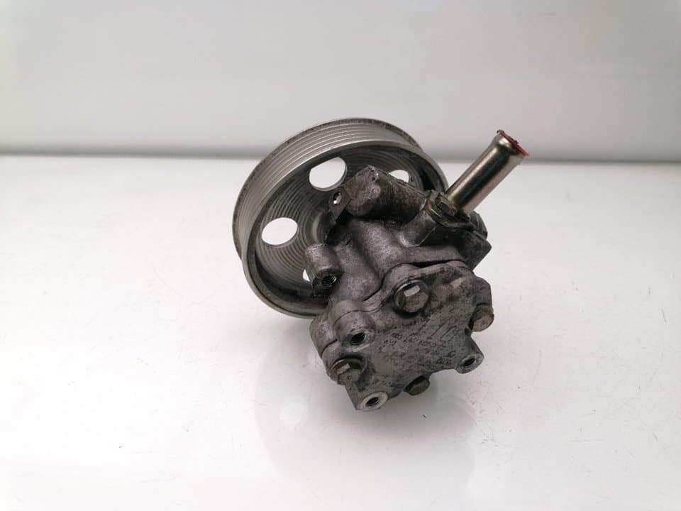 Bomba direccion AUDI A4 B6 (8E2) 3