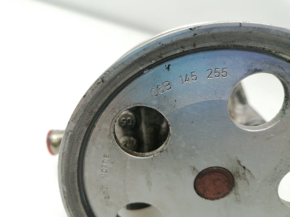 Bomba direccion AUDI A4 B6 (8E2)