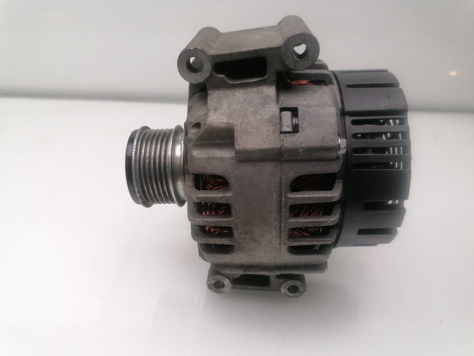 Alternador AUDI A4 B6 (8E2) 4