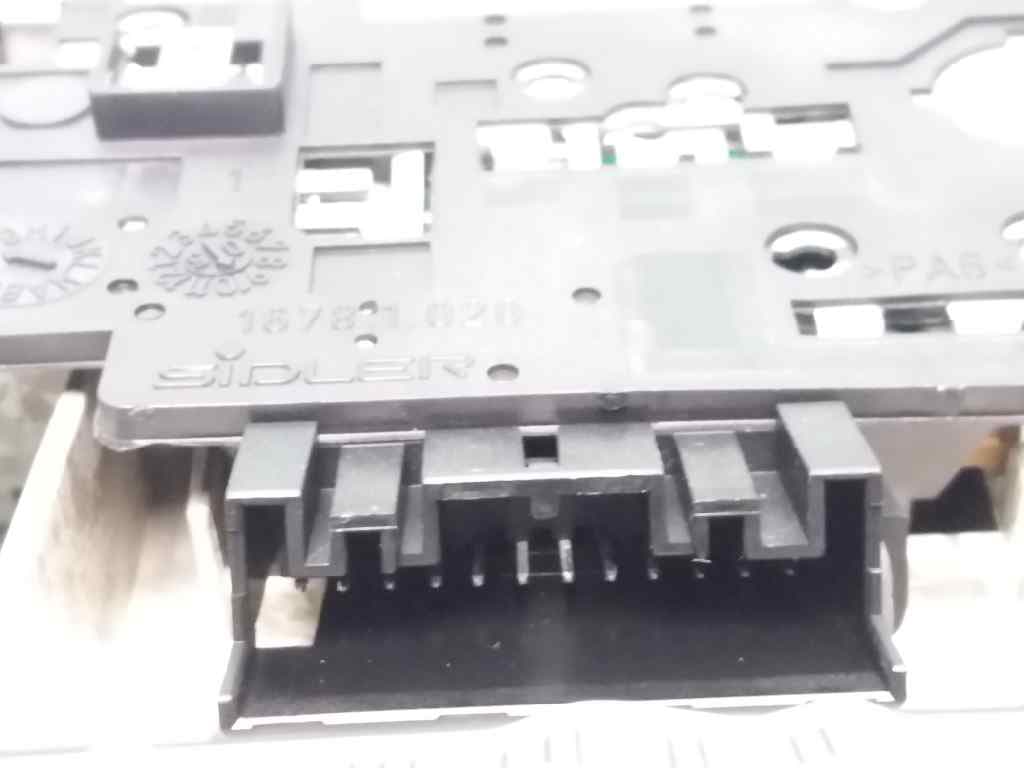 Luz interior AUDI A6 BERLINA (4F2) 3