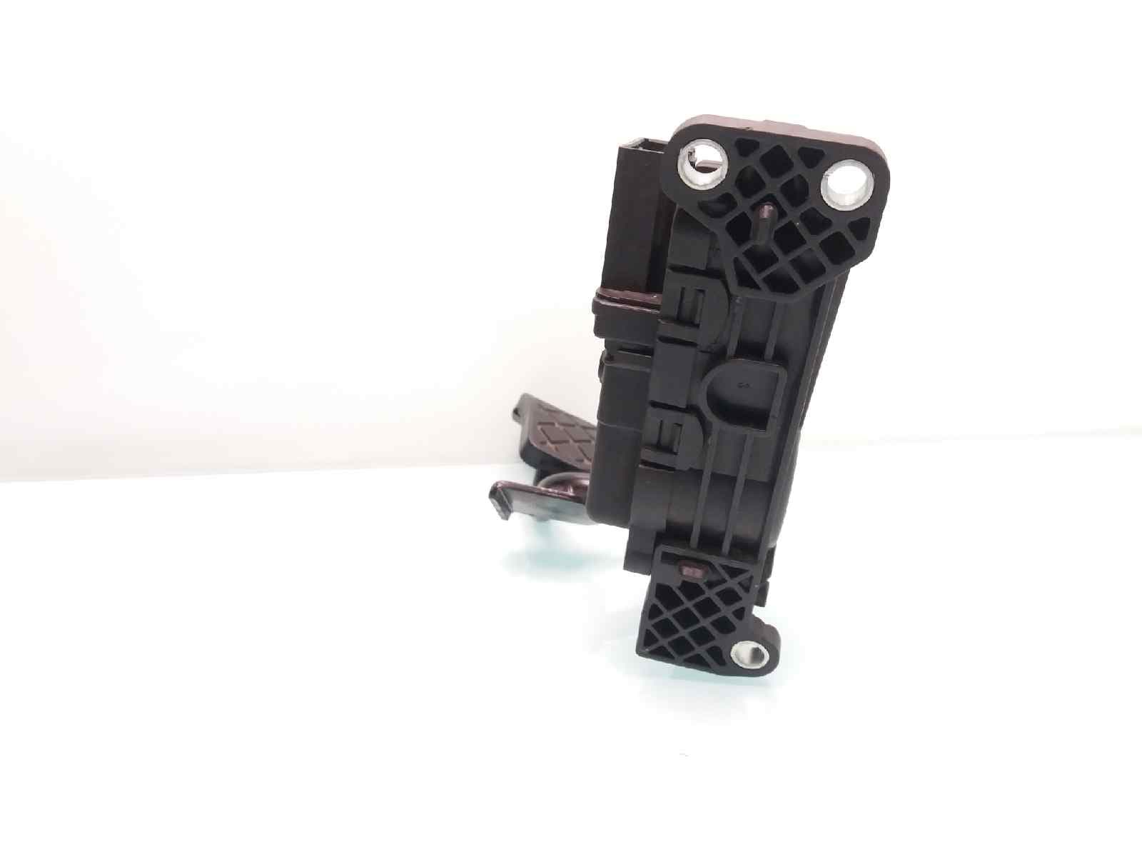 Pedal acelerador AUDI A6 BERLINA (4F2) 3