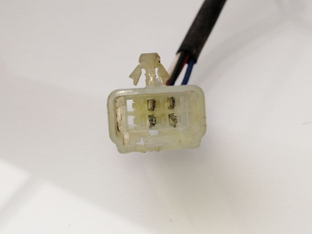 Cerradura puerta delantera derecha SUZUKI SANTANA 3