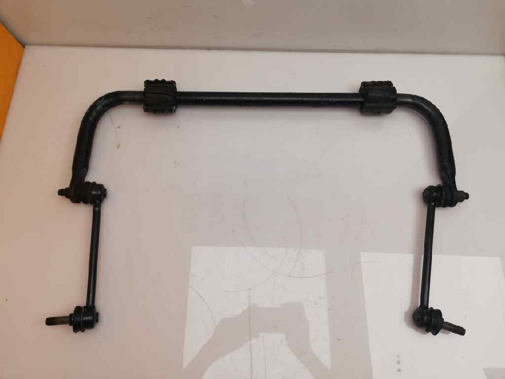 Barra estabilizadora delantera NISSAN CABSTAR E