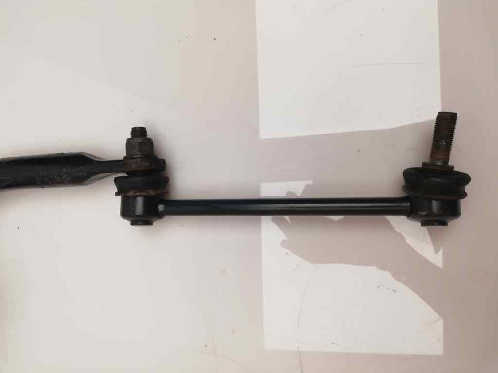 Barra estabilizadora delantera NISSAN CABSTAR E 4