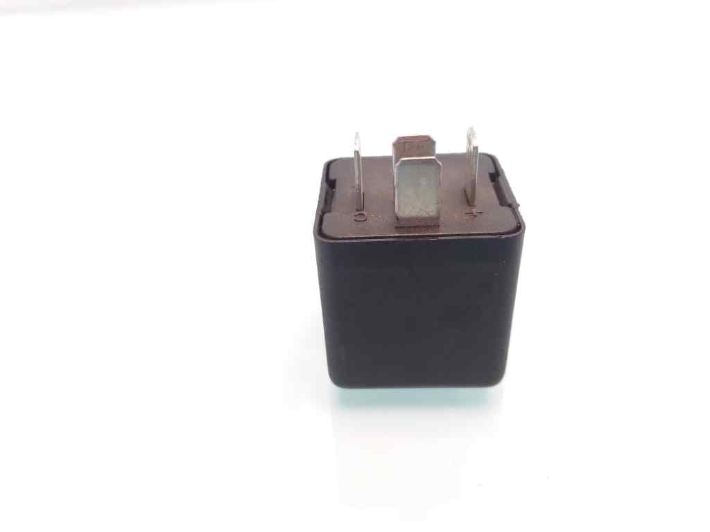 Rele NISSAN CABSTAR E 2