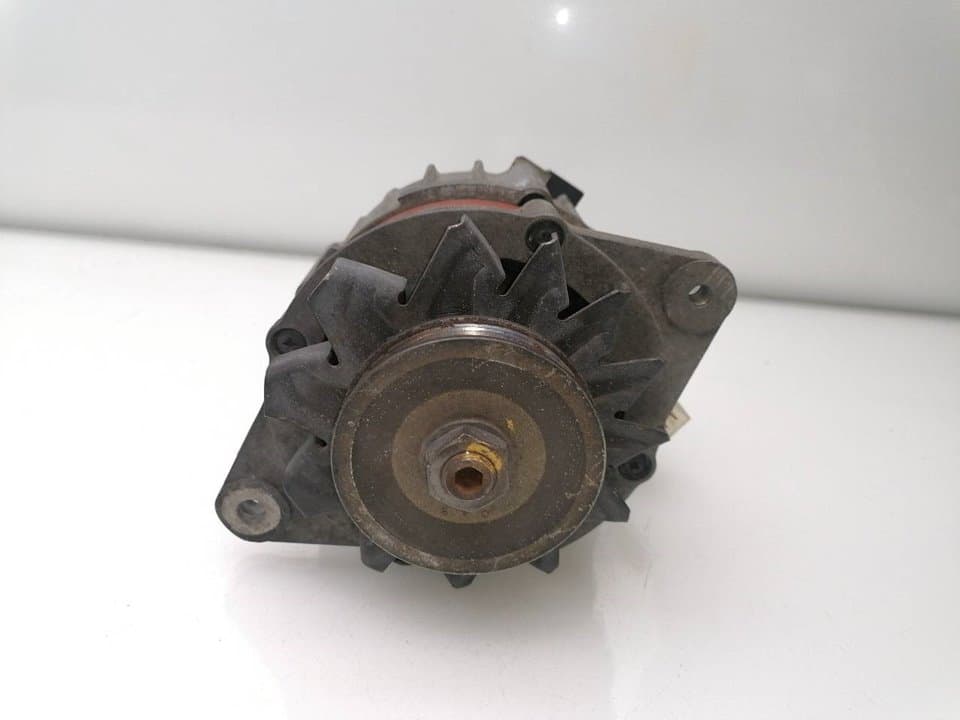 Alternador NISSAN CABSTAR E