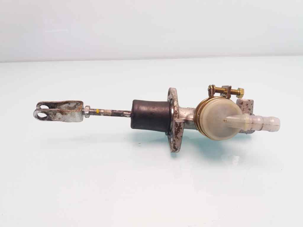 Bomba embrague NISSAN CABSTAR E 3