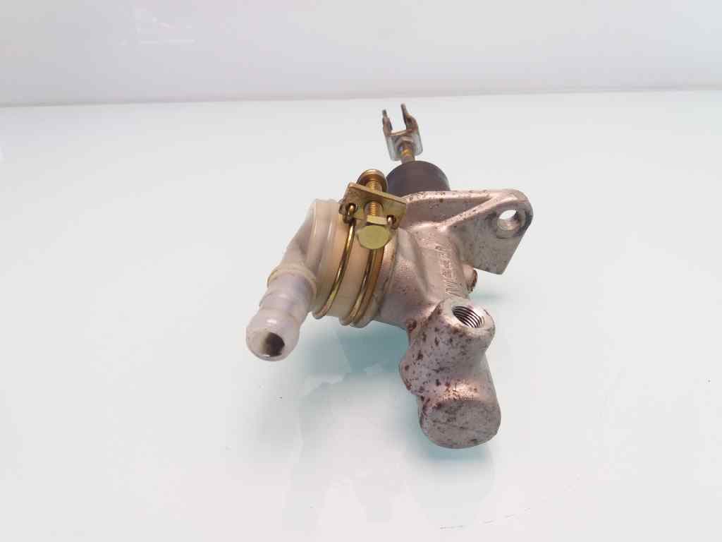 Bomba embrague NISSAN CABSTAR E