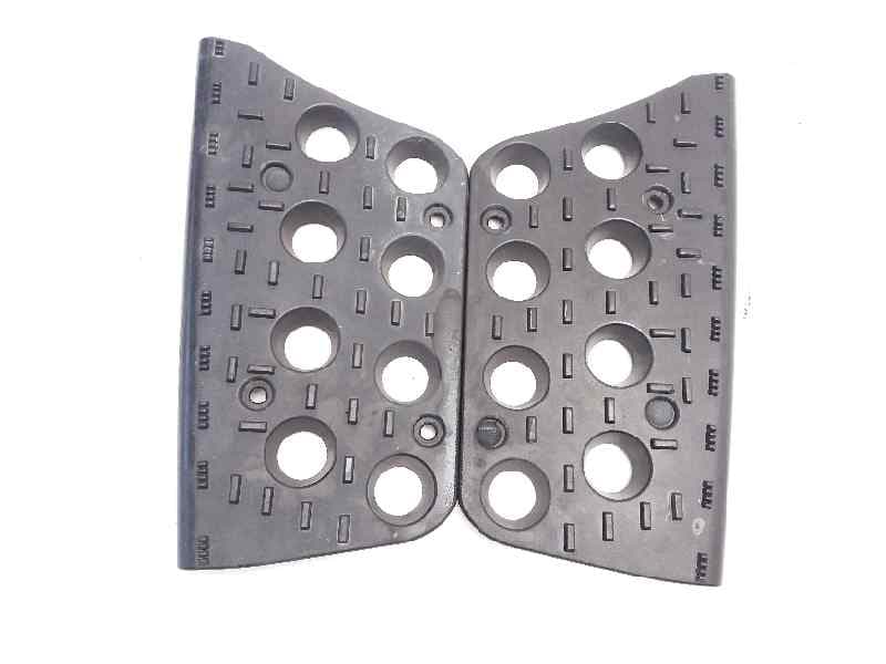Plastico NISSAN CABSTAR E