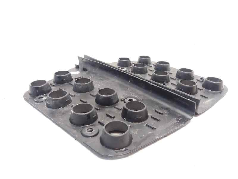 Plastico NISSAN CABSTAR E 3