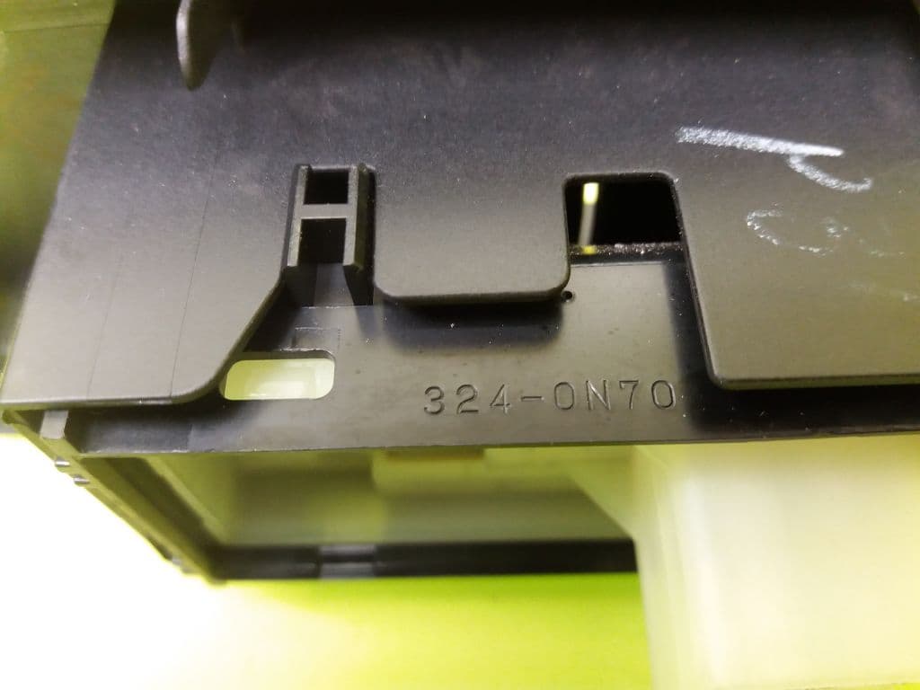 Mando elevalunas trasero izquierdo TOYOTA LAND CRUISER (J12)