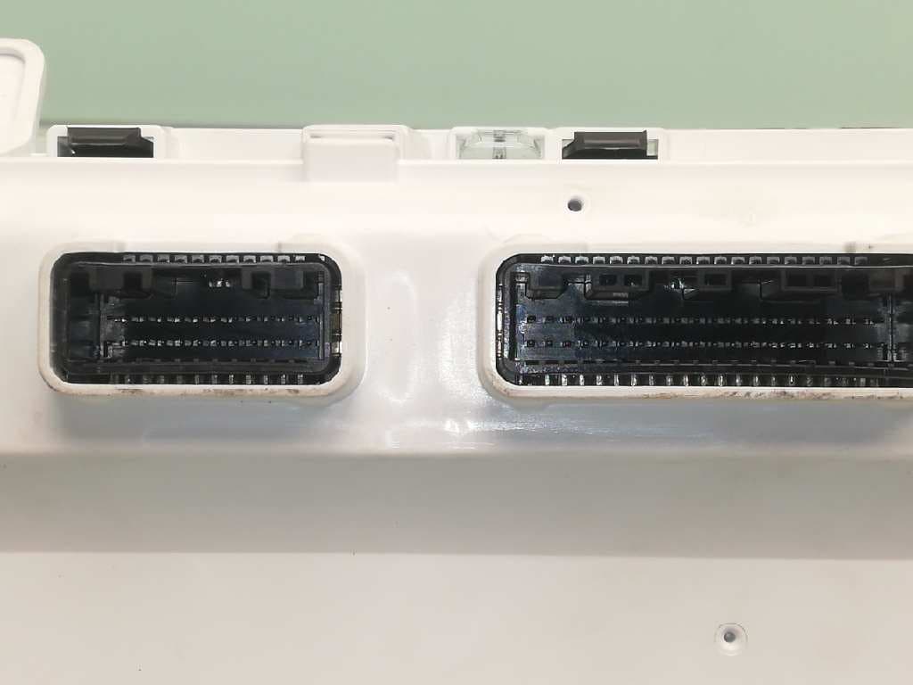 Cuadro instrumentos TOYOTA LAND CRUISER (J12) 5