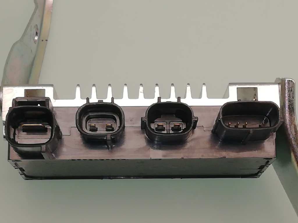 Caja precalentamiento TOYOTA LAND CRUISER (J12) 2