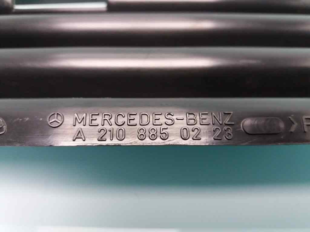 Rejilla delantera HONDA CIVIC BERLINA (FN) 2