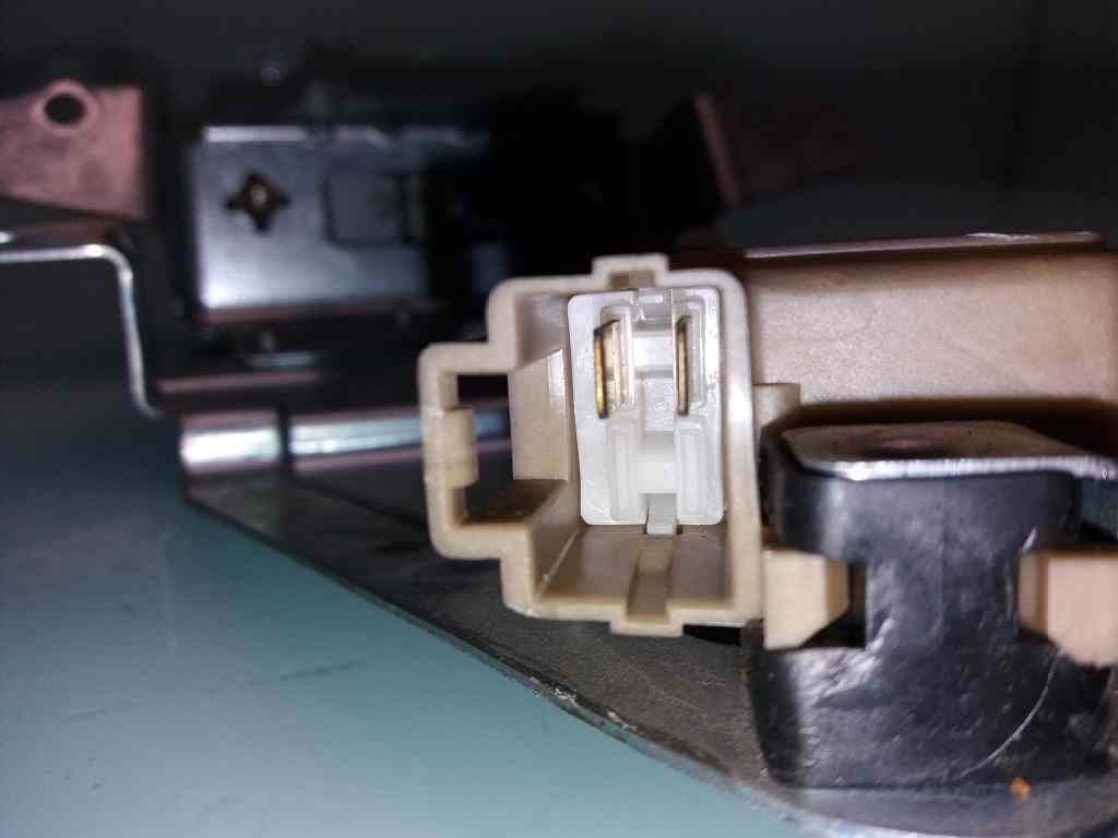 Cerradura maletero / porton CITROEN BERLINGO 4