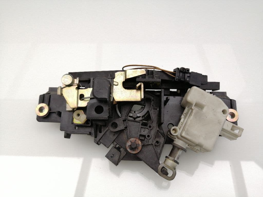 Cerradura maletero / porton AUDI A6 ALLROAD QUATTRO (4FH) 3