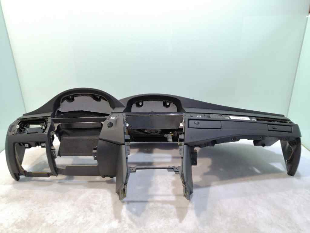 Salpicadero BMW 5 (E60) 4