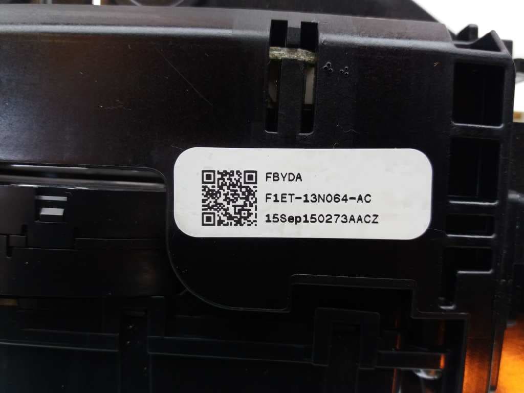 Mando multifuncion FORD FOCUS III TURNIER 4