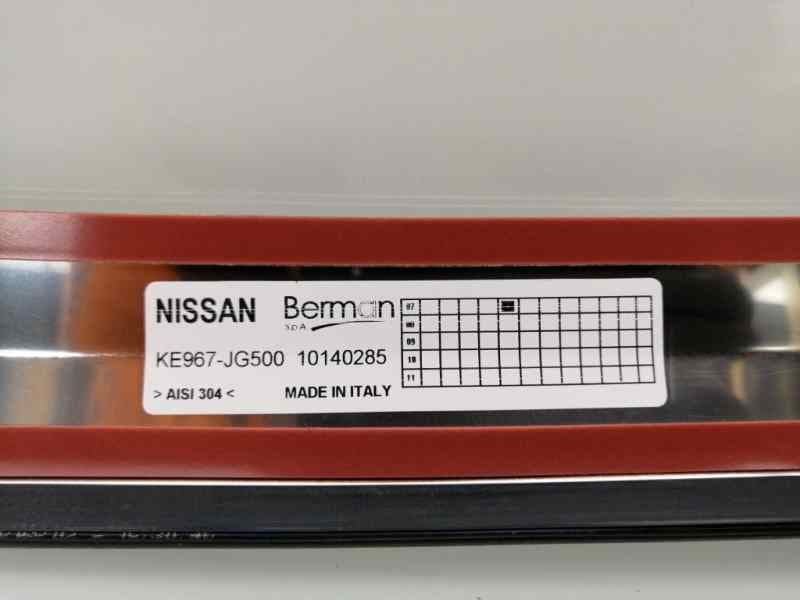Plastico NISSAN NOTE (E11, NE11) 4