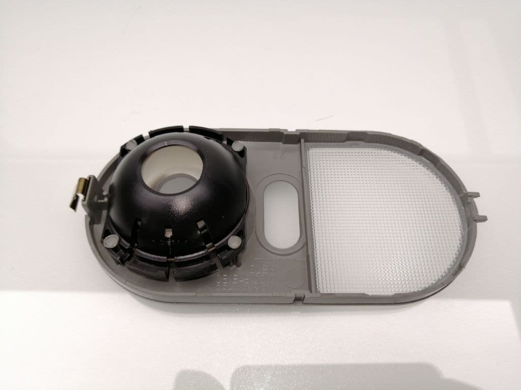 Luz interior NISSAN NOTE (E11, NE11) 2