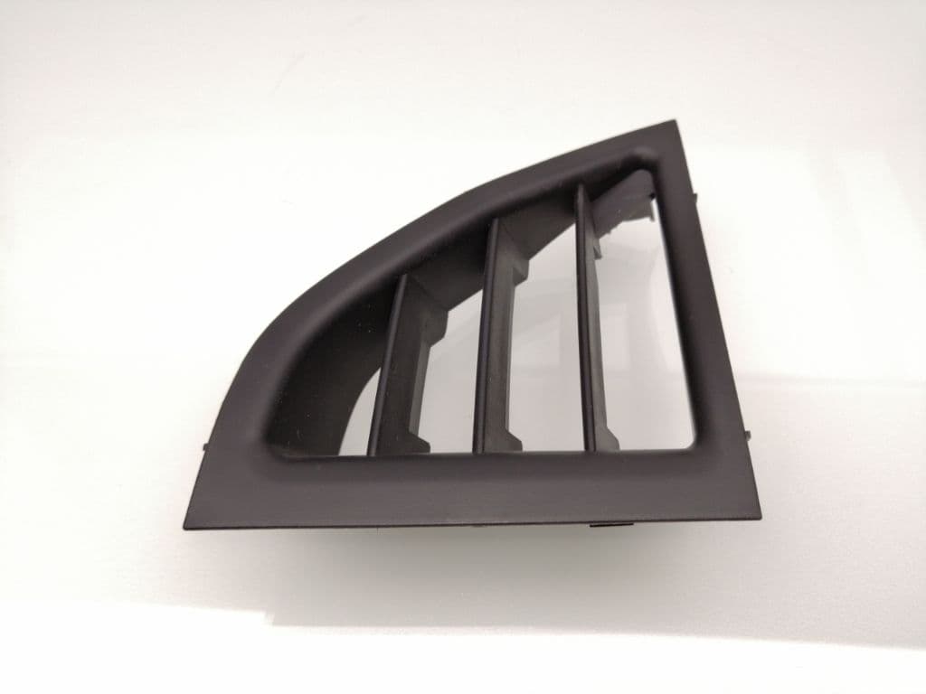 Plastico NISSAN NOTE (E11, NE11) 3